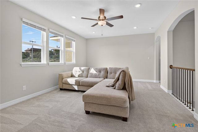 746 Hidden View Street, New Braunfels, TX 78130