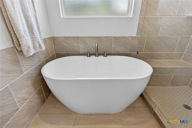 746 Hidden View Street, New Braunfels, TX 78130