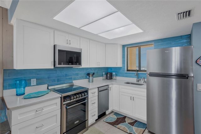 5915 SEA RANCH DRIVE 805, Hudson, FL 34667