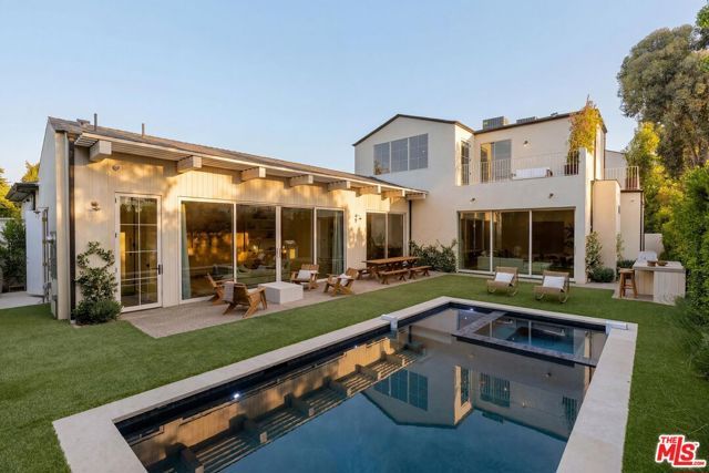 12128 Hesby Street, Valley Village, CA 91607