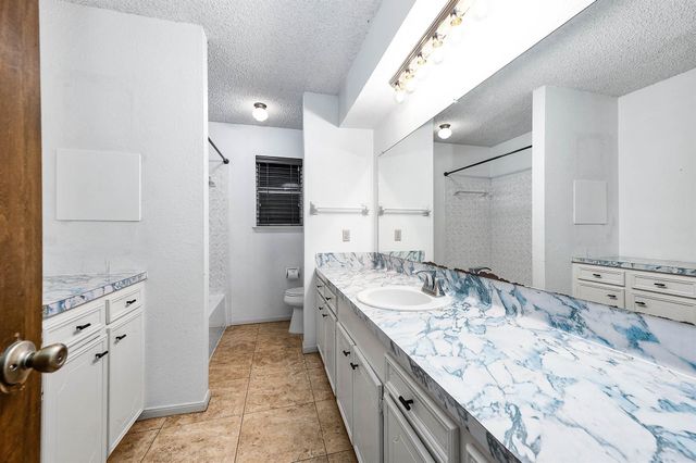 2295 County Road 145, Alvin, TX 77511