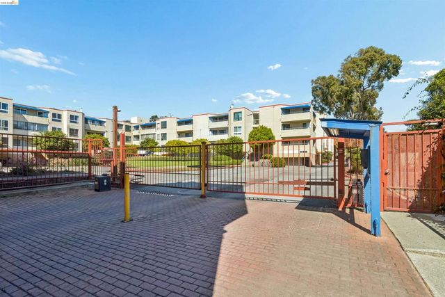 1551 Southgate Ave 368, Daly City, CA 94015