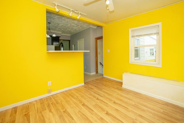 1600 Forest Avenue, Waterloo, IA 50702