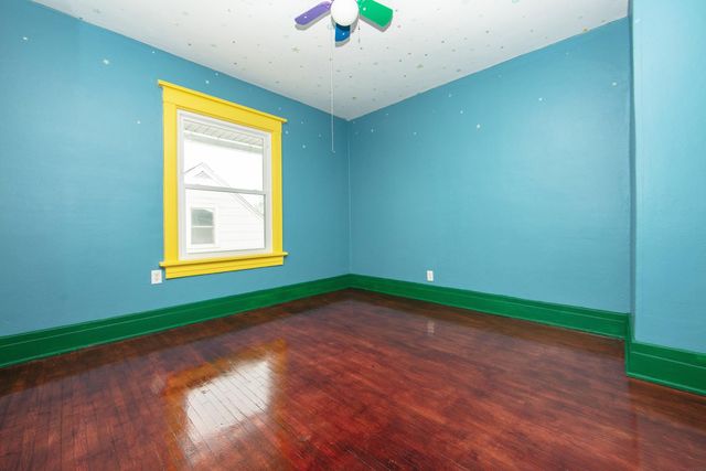 1600 Forest Avenue, Waterloo, IA 50702