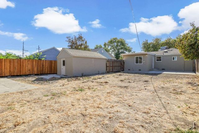 1524 Sycamore Ave, Stockton, CA 95205