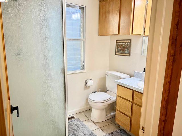 24086 Lama Hisum Rd, Mi Wuk Village, CA 95346