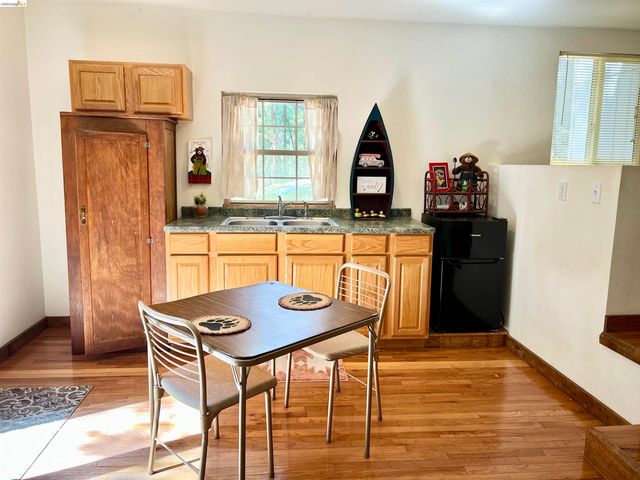 24086 Lama Hisum Rd, Mi Wuk Village, CA 95346