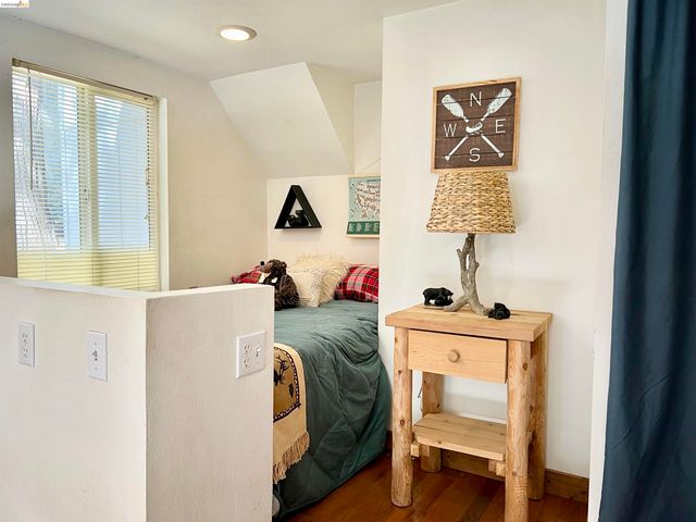 24086 Lama Hisum Rd, Mi Wuk Village, CA 95346