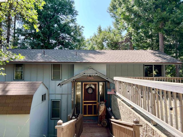 24086 Lama Hisum Rd, Mi Wuk Village, CA 95346