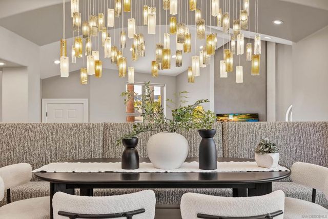 7355 Fay Avenue, La Jolla, CA 92037