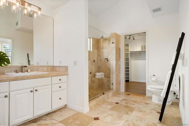 7355 Fay Avenue, La Jolla, CA 92037