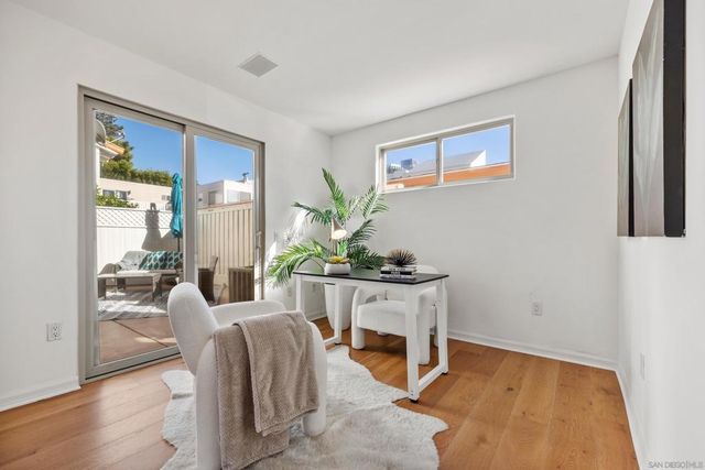 7355 Fay Avenue, La Jolla, CA 92037