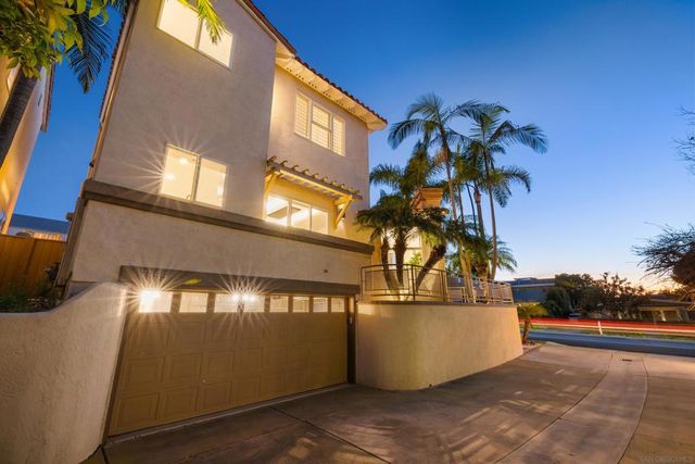 7355 Fay Avenue, La Jolla, CA 92037