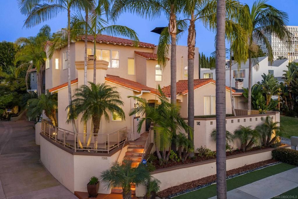 7355 Fay Avenue, La Jolla, CA 92037