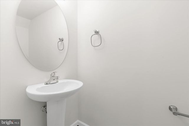 2703 CRESTON RD, Baltimore, MD 21222