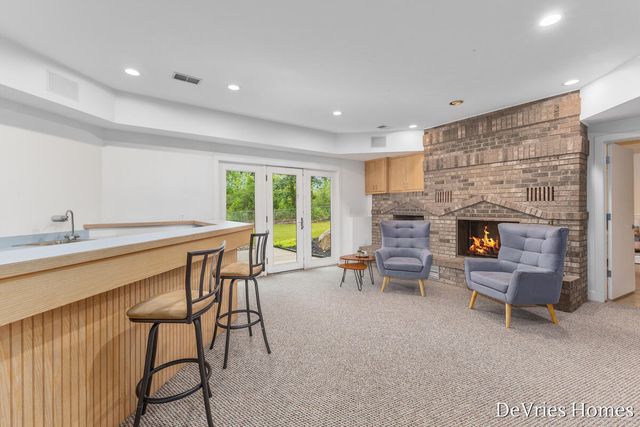 333 Fennessey Street Sw, Tallmadge Twp, MI 49534