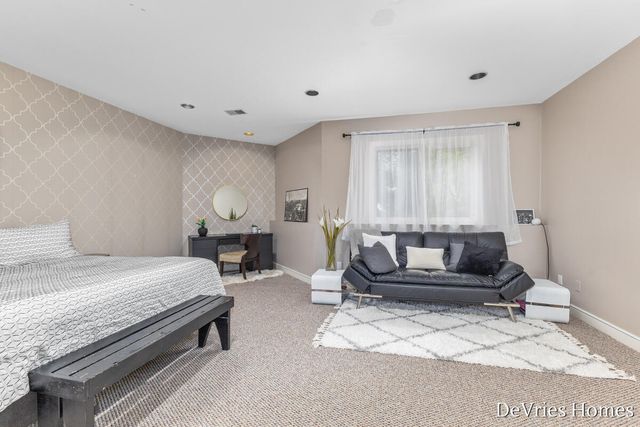 333 Fennessey Street Sw, Tallmadge Twp, MI 49534