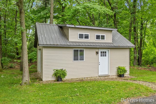 333 Fennessey Street Sw, Tallmadge Twp, MI 49534