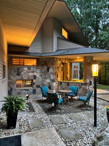 333 Fennessey Street Sw, Tallmadge Twp, MI 49534
