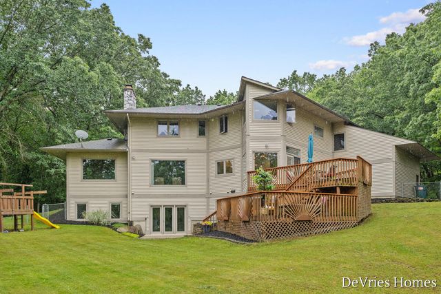 333 Fennessey Street Sw, Tallmadge Twp, MI 49534