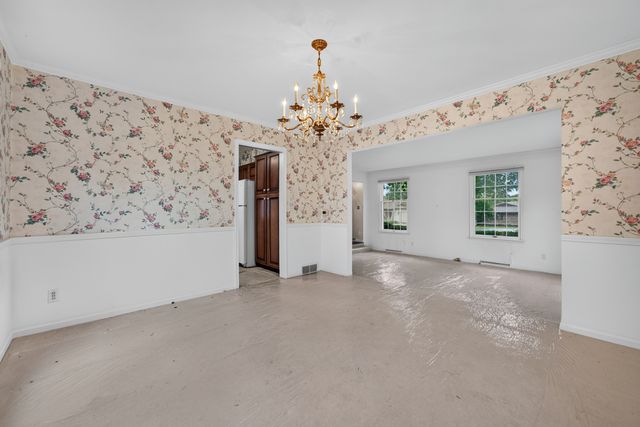 3125 SPRING LAKE Drive, Rockford, IL 61114