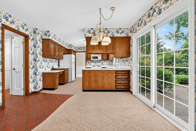 3125 SPRING LAKE Drive, Rockford, IL 61114