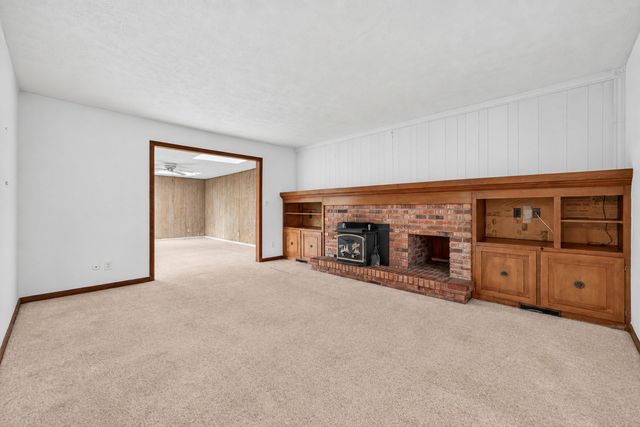 3125 SPRING LAKE Drive, Rockford, IL 61114