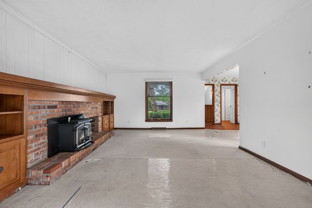 3125 SPRING LAKE Drive, Rockford, IL 61114