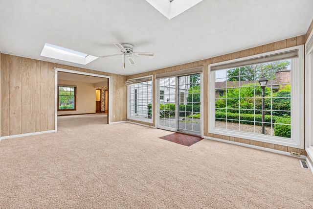 3125 SPRING LAKE Drive, Rockford, IL 61114