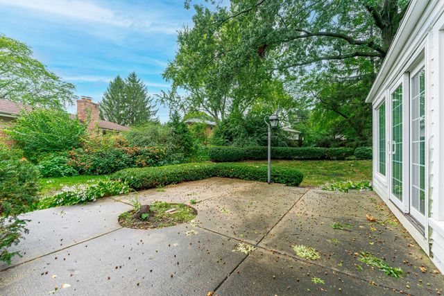 3125 SPRING LAKE Drive, Rockford, IL 61114