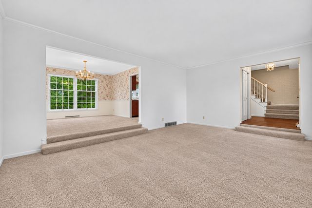 3125 SPRING LAKE Drive, Rockford, IL 61114