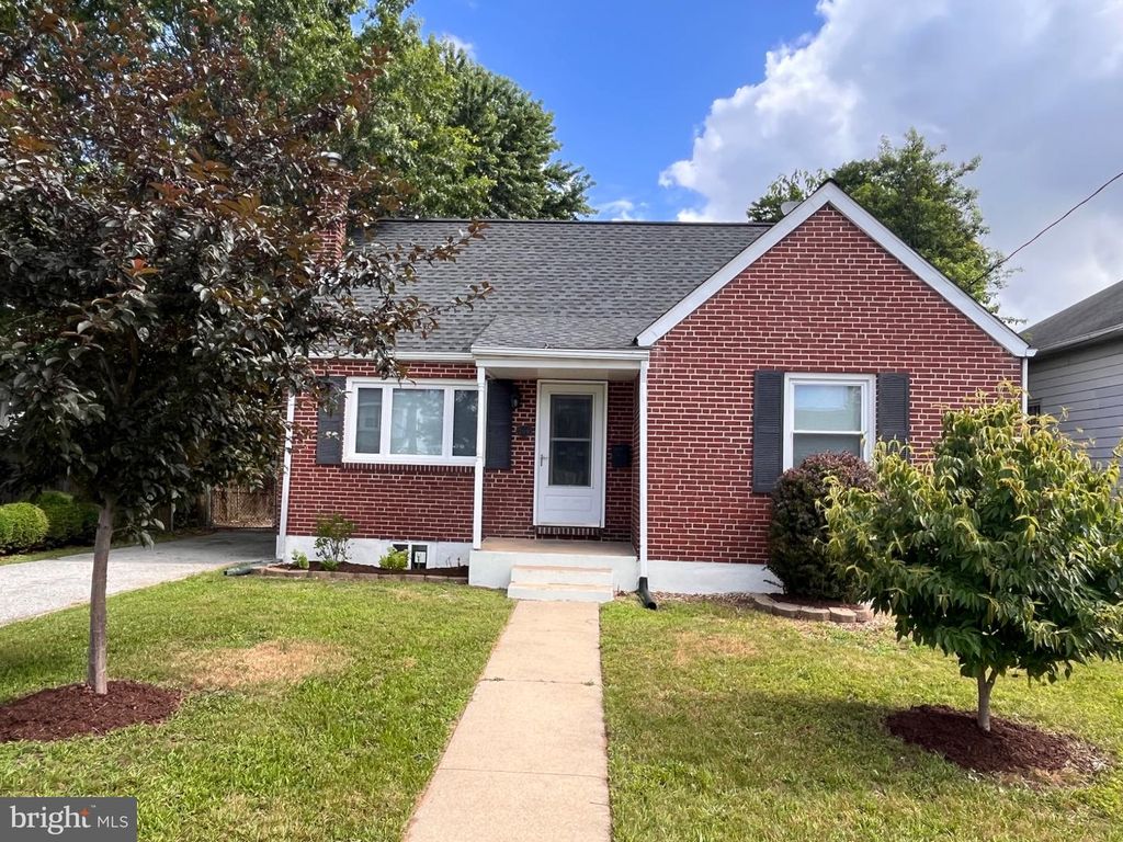 209 W CHAMPLAIN AVE, Wilmington, DE 19804