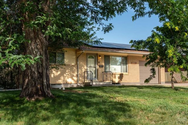 2114 Vinewood Ln, Pueblo, CO 81005