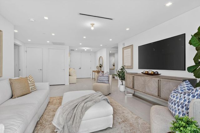 1116 N Ocean Boulevard 901, Pompano Beach, FL 33062