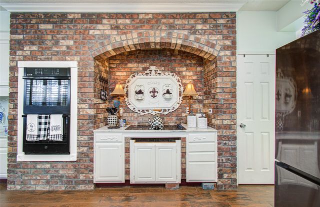 6807 Hollow Hearth Drive, Houston, TX 77084