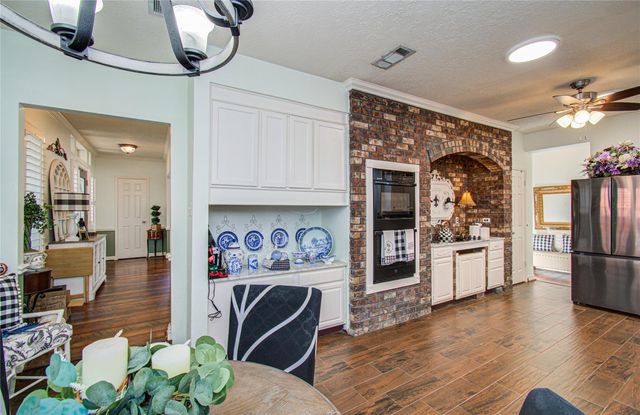 6807 Hollow Hearth Drive, Houston, TX 77084