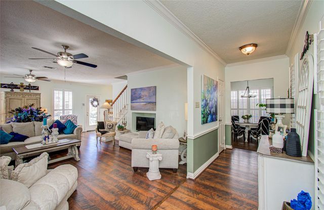 6807 Hollow Hearth Drive, Houston, TX 77084