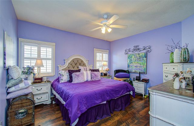 6807 Hollow Hearth Drive, Houston, TX 77084