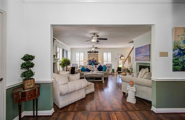 6807 Hollow Hearth Drive, Houston, TX 77084