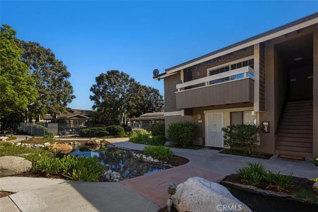 254 Streamwood, Irvine, CA 92620