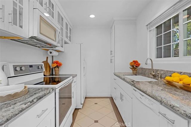254 Streamwood, Irvine, CA 92620