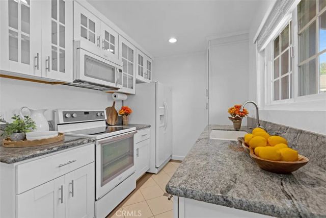 254 Streamwood, Irvine, CA 92620