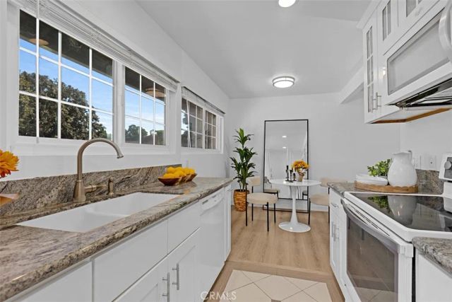 254 Streamwood, Irvine, CA 92620