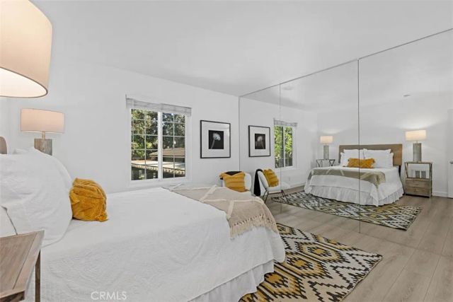 254 Streamwood, Irvine, CA 92620