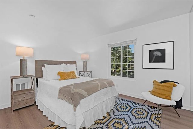 254 Streamwood, Irvine, CA 92620