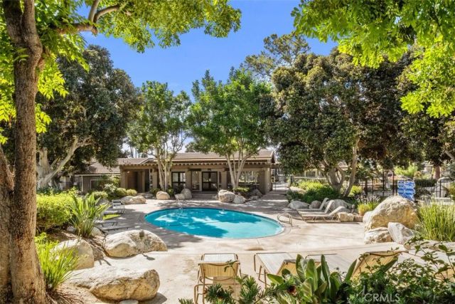 254 Streamwood, Irvine, CA 92620