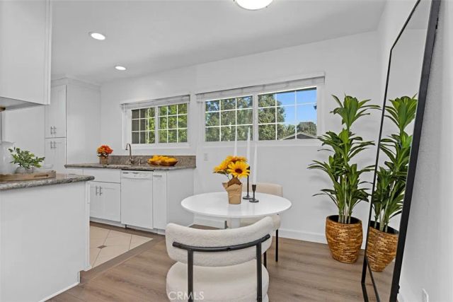 254 Streamwood, Irvine, CA 92620