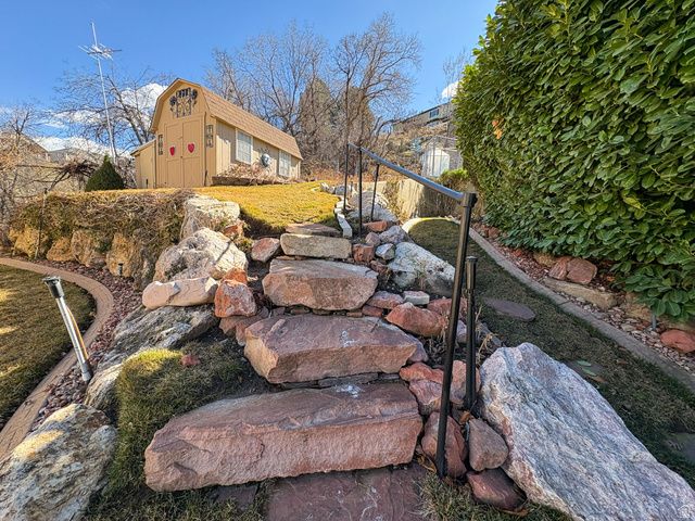 610 MEADOWLARK LN, Bountiful, UT 84010