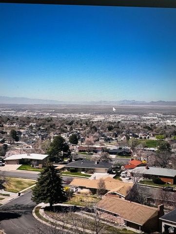 610 MEADOWLARK LN, Bountiful, UT 84010