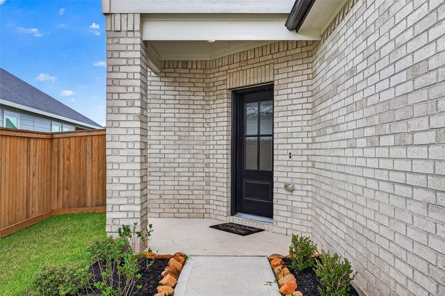 304 Palero Path, Brookshire, TX 77423